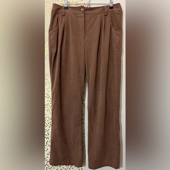 HALARA Pants - HALARA High Waisted Zipper Pocket Corduroy Casual Pants in Acorn size Large